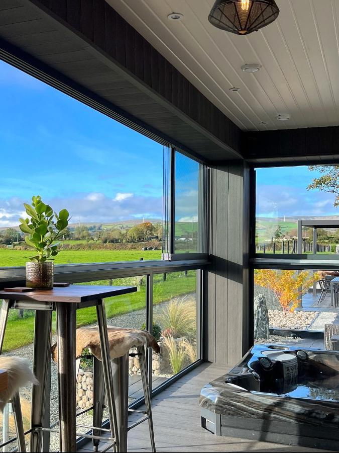 The Hideaway Retreat Villa Omagh Exterior photo